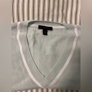 J Crew V Neck Cotton Sweater size xs in light mint green with white piping.